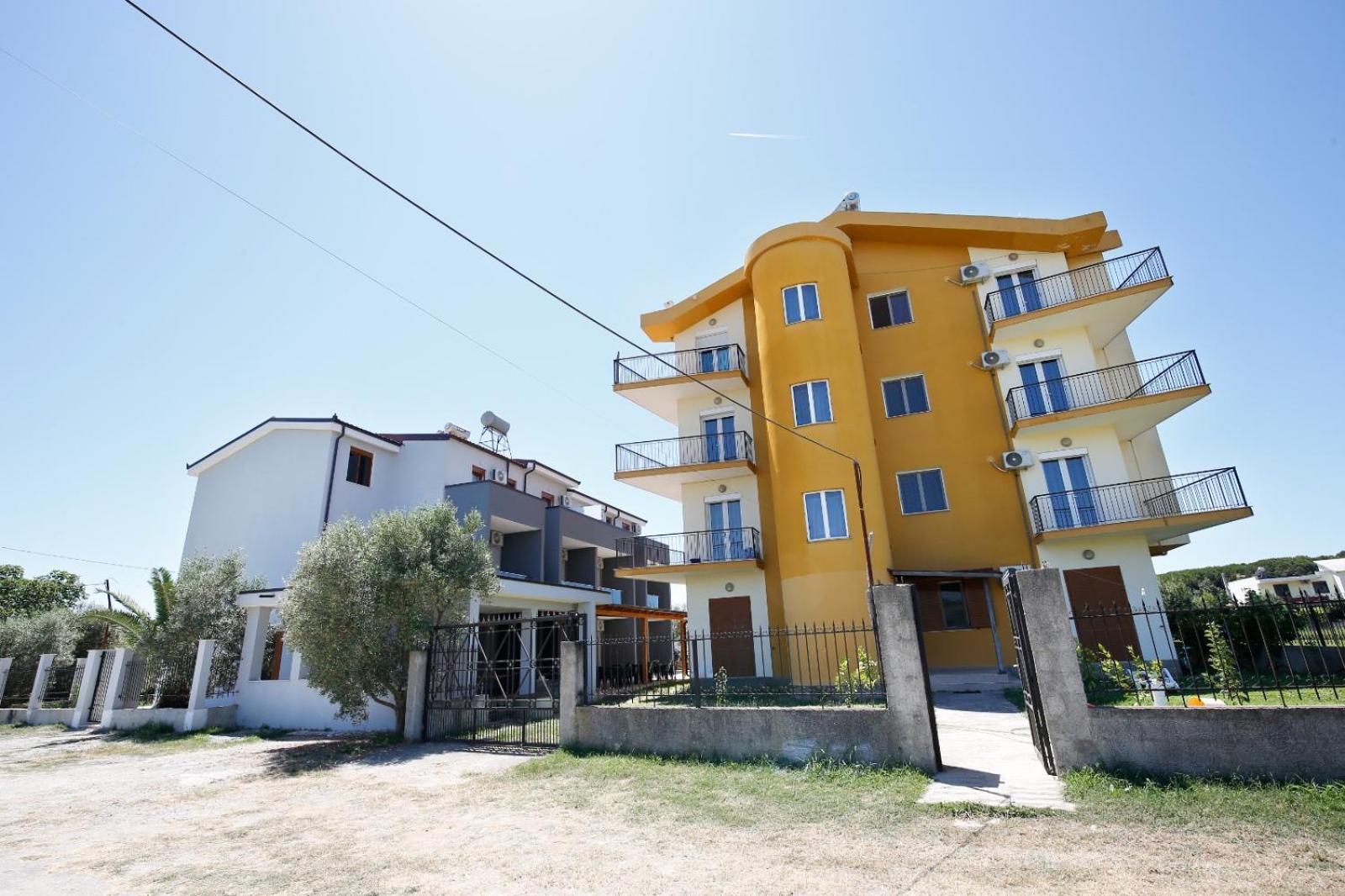 Hotelgodini Golem  Dış mekan fotoğraf